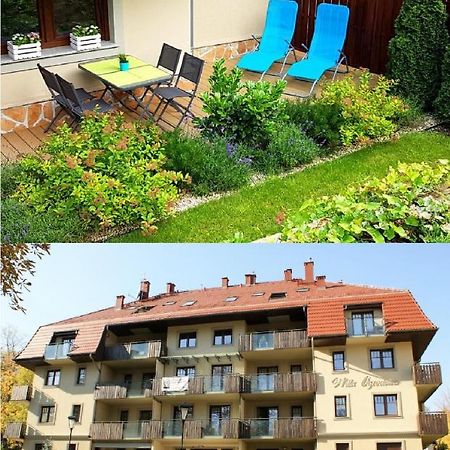 Apartament Z Ogrodem Polanica-Zdrój Kültér fotó