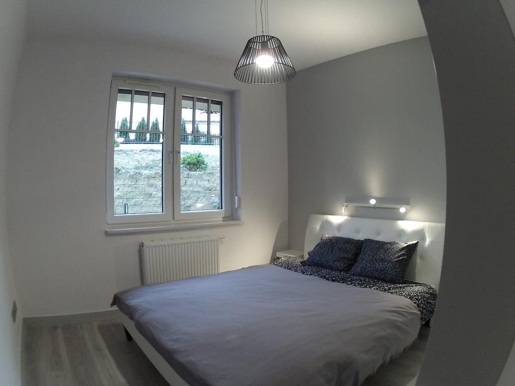Apartament Z Ogrodem Polanica-Zdrój Kültér fotó