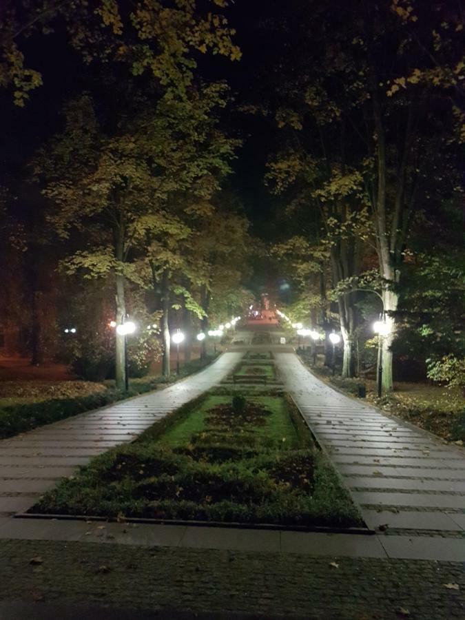 Apartament Z Ogrodem Polanica-Zdrój Kültér fotó
