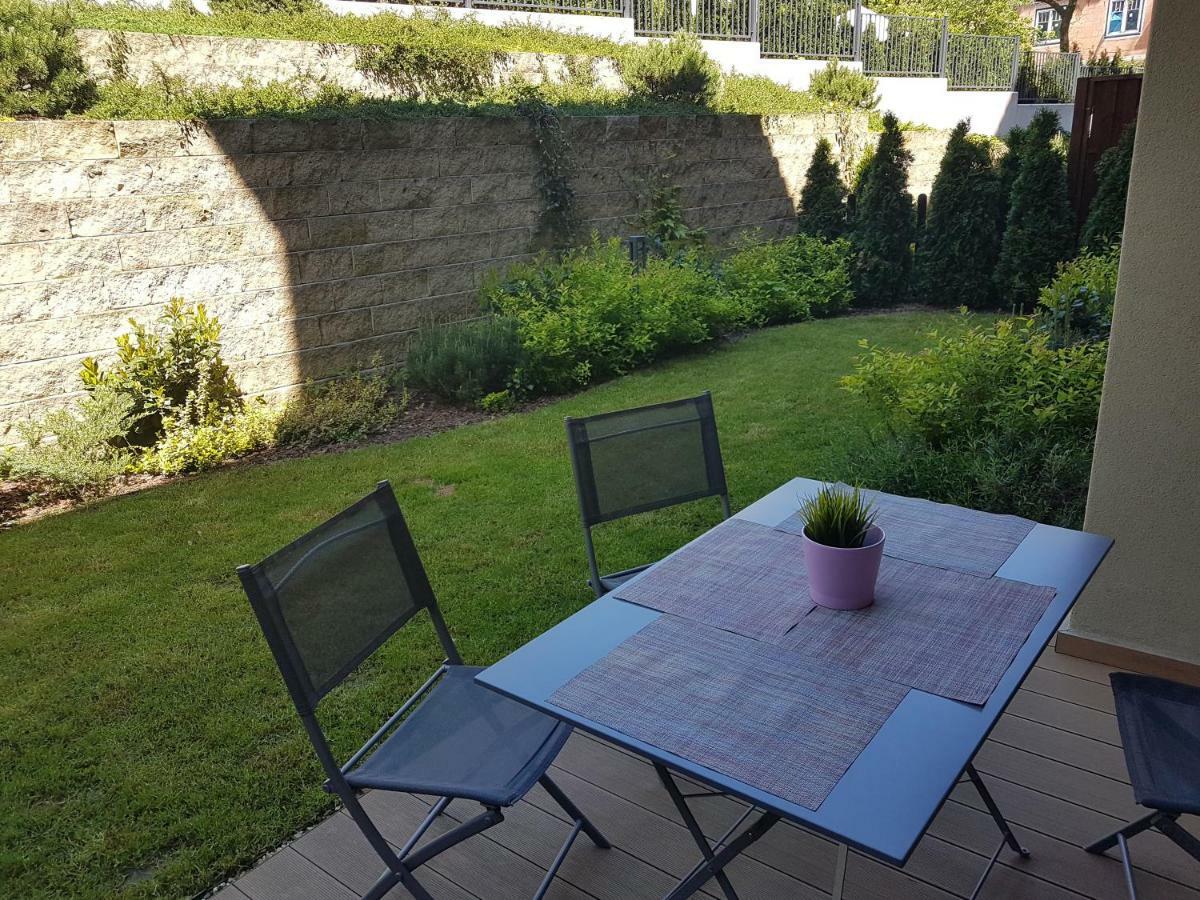 Apartament Z Ogrodem Polanica-Zdrój Kültér fotó
