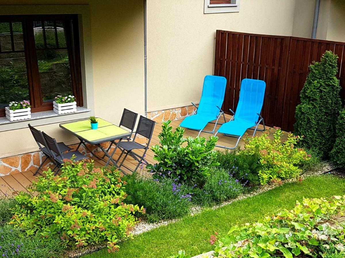 Apartament Z Ogrodem Polanica-Zdrój Kültér fotó