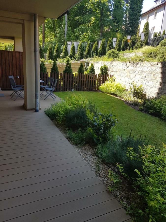 Apartament Z Ogrodem Polanica-Zdrój Kültér fotó